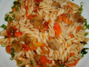 paste cu sos si ciuperci