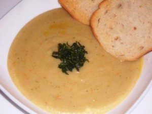 supa crema de cartofi cu infuzie de menta