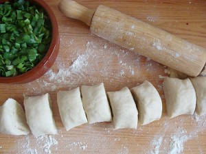 Placinta chinezeasca cu ceapa verde3