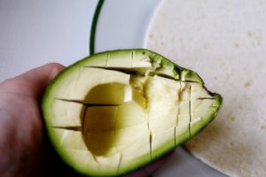 Cum se desface un avocado (5)