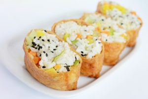 pachetele de tofu umplute cu orez