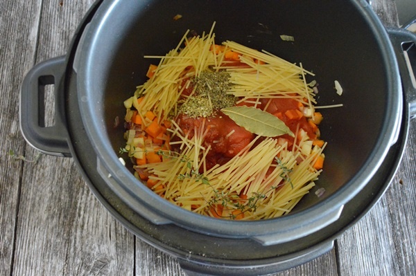 Minestrone la Multicooker Crock-Pot Express