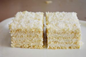 Prajitura Alba ca Zapada