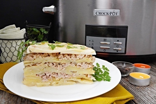 Musaca de cartofi la Crock Pot