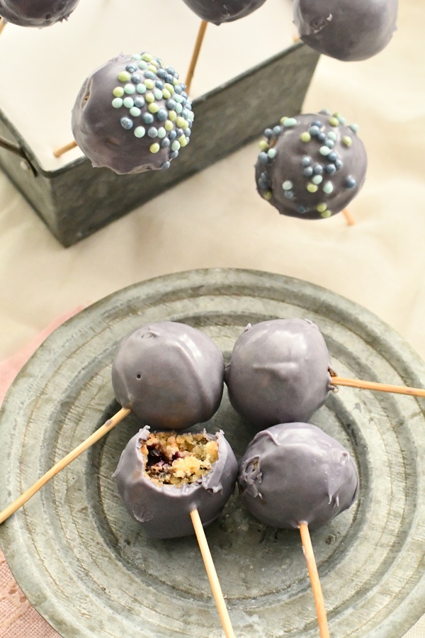 Reteta de cake pops cu glazura