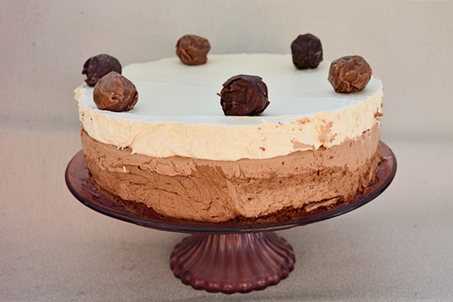 tort trio de ciocolata