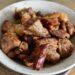 Carne de porc la ceaun