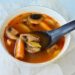 supa tailandeza tom yum cu pui