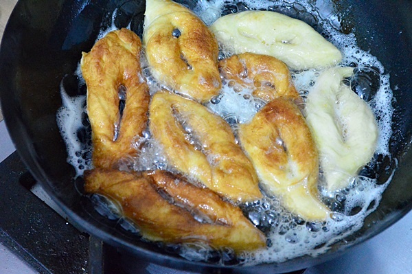 Minciunele pufoase