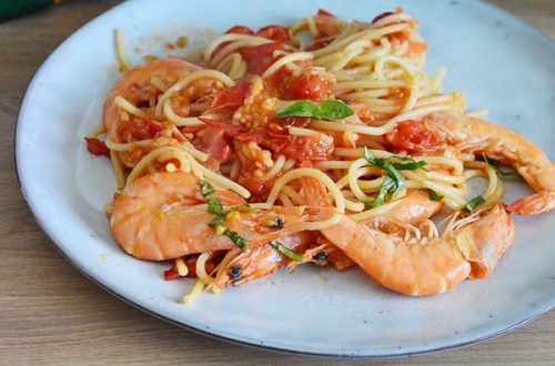spaghete cu creveti si rosii