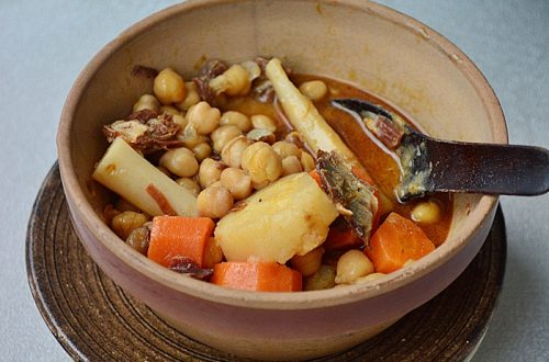 cocido madrileno traditional