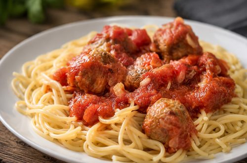 spaghete cu chiftele